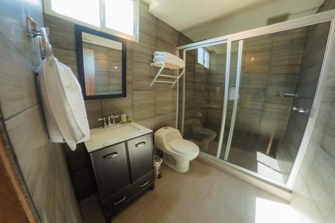 Hotel Siena Pénjamo エクステリア 写真